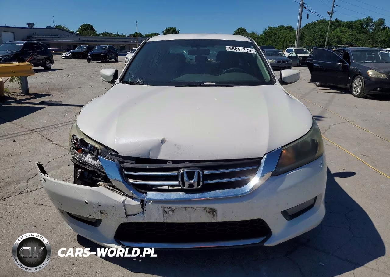 2015 Honda Accord Sport VIN:1HGCR2F52FA258820 - 5