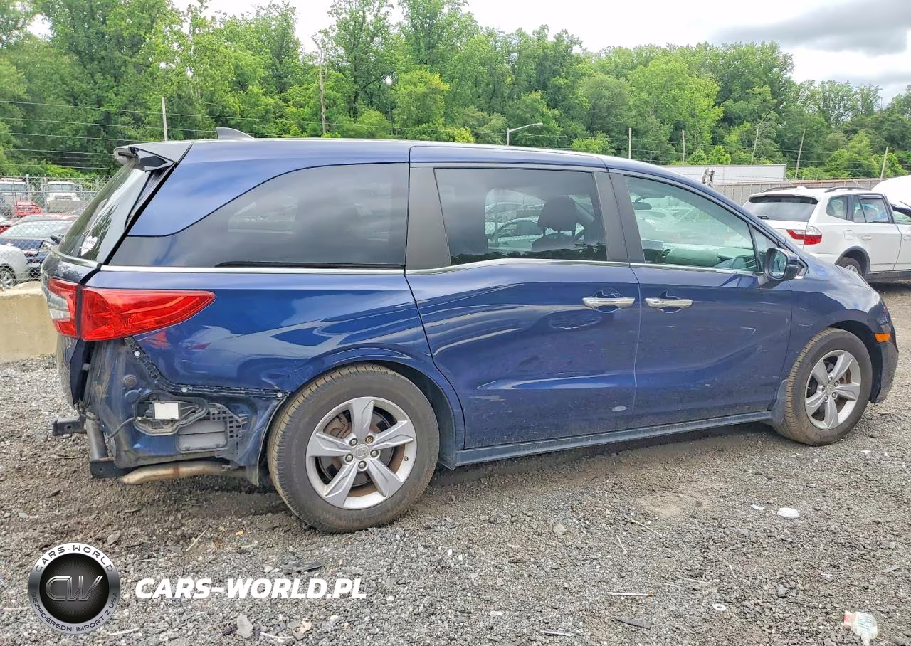 2018 Honda Odyssey Ex VIN:5FNRL6H57JB094804 - 3