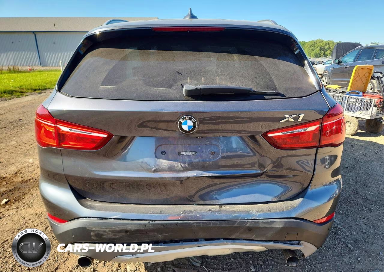 2017 BMW X1 xDrive28I VIN:WBXHT3Z39H4A54304 - 6