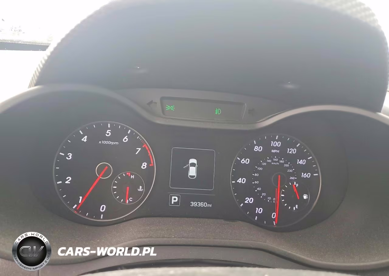 2016 Hyundai Veloster Turbo VIN:KMHTC6AE4GU249417 - 9