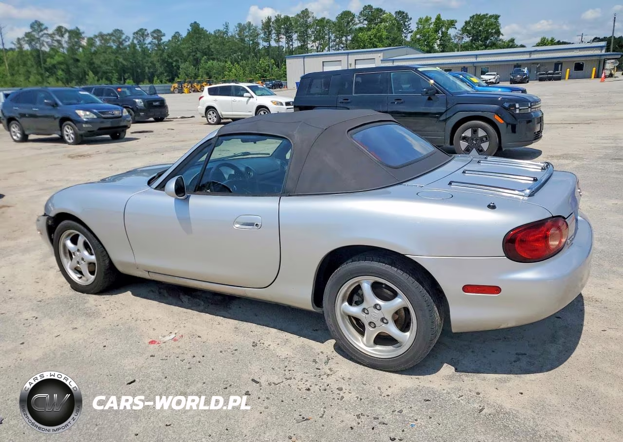 2001 Mazda Mx-5 Miata Base VIN:JM1NB353610218370 - 2