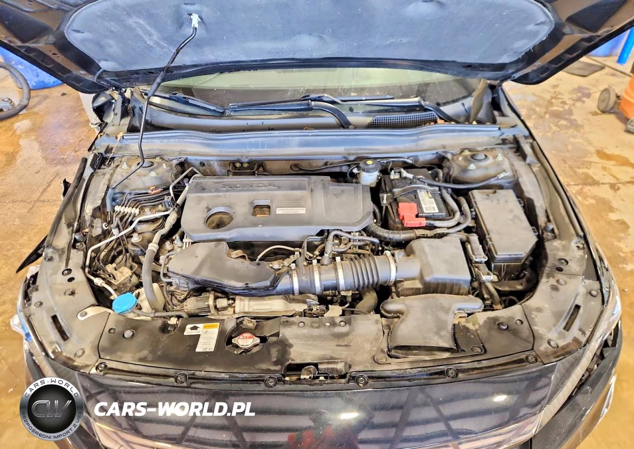 2018 Honda Accord Sport VIN:1HGCV2F3XJA051837 - 11