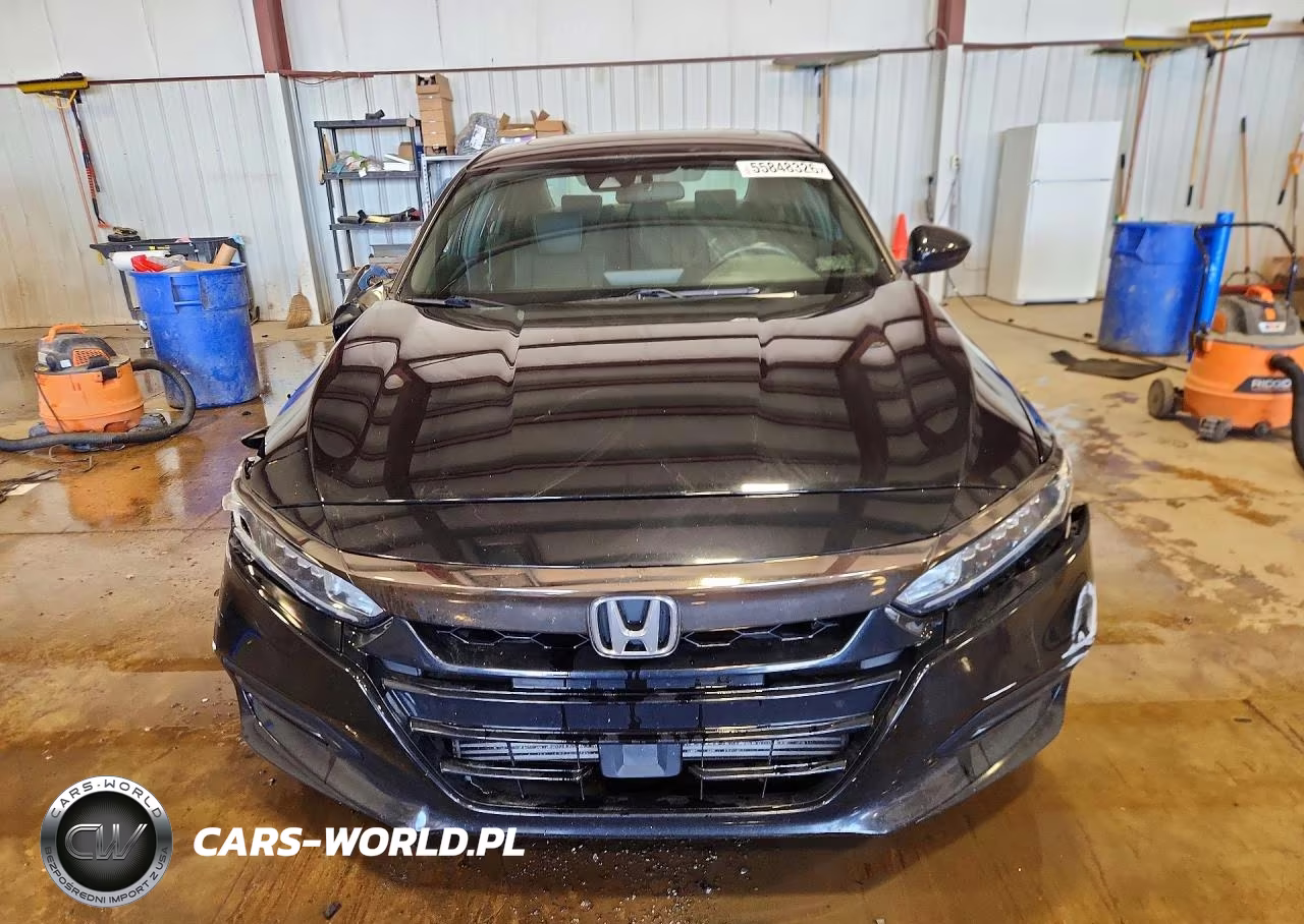 2018 Honda Accord Sport VIN:1HGCV2F3XJA051837 - 5