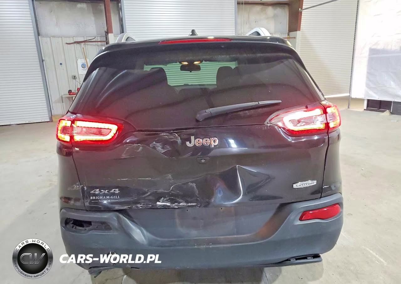 2016 Jeep Cherokee Latitude VIN:1C4PJMCB9GW117583 - 6
