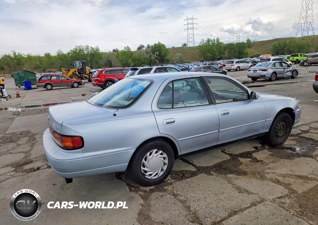 1994 Toyota Camry Le VIN:4T1SK12E1RU381277 - 3