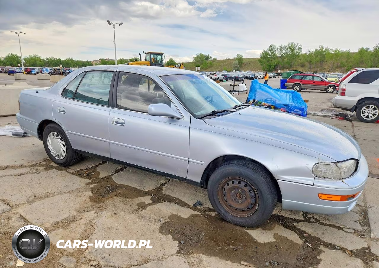 1994 Toyota Camry Le VIN:4T1SK12E1RU381277 - 4