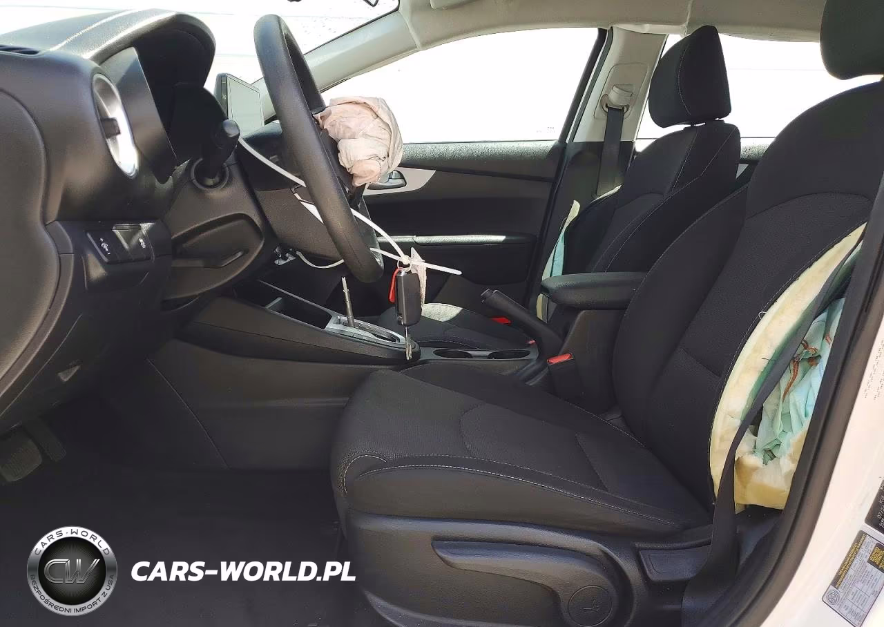 2024 Kia Forte Lxs VIN:3KPF24AD2RE836233 - 7