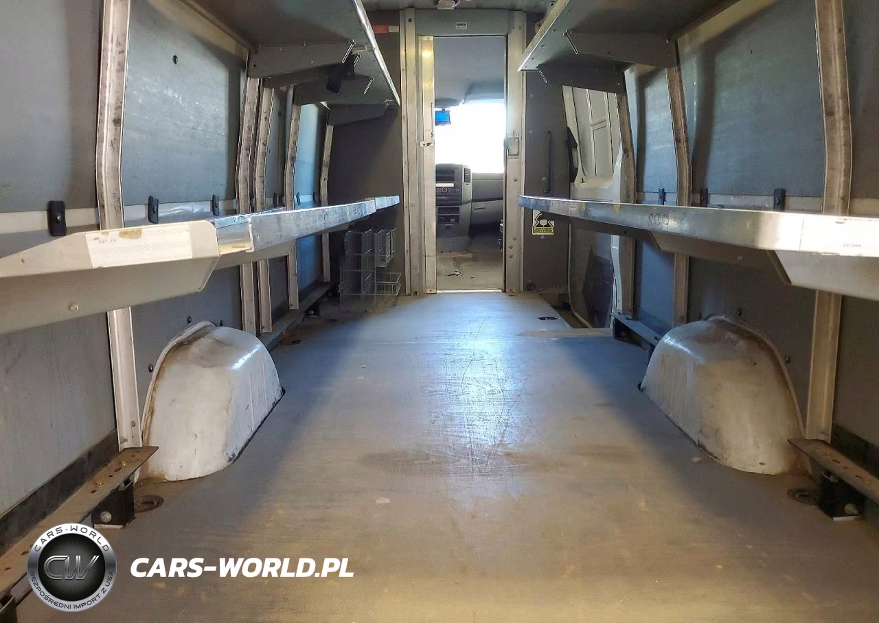 2014 Mercedes Benz Sprinter 2500 Delivery Van VIN:WD3PE8DE0E5894591 - 10