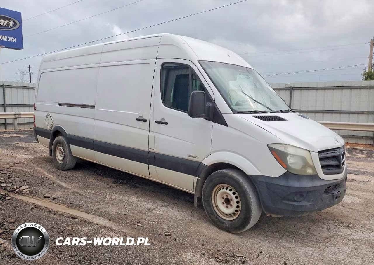 2014 Mercedes Benz Sprinter 2500 Delivery Van VIN:WD3PE8DE0E5894591 - 4