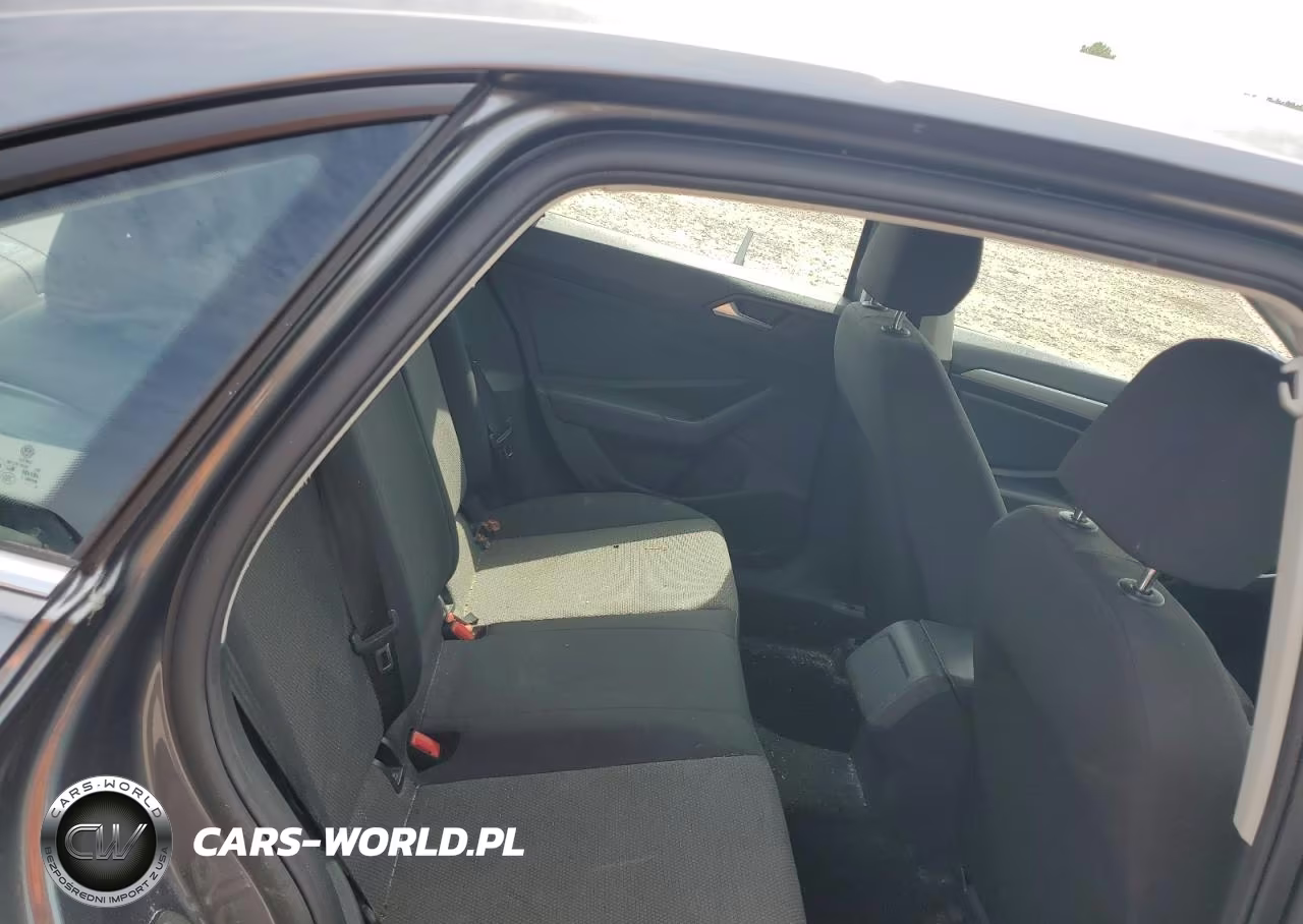 2019 Volkswagen Jetta S VIN:3VWC57BU1KM179637 - 10