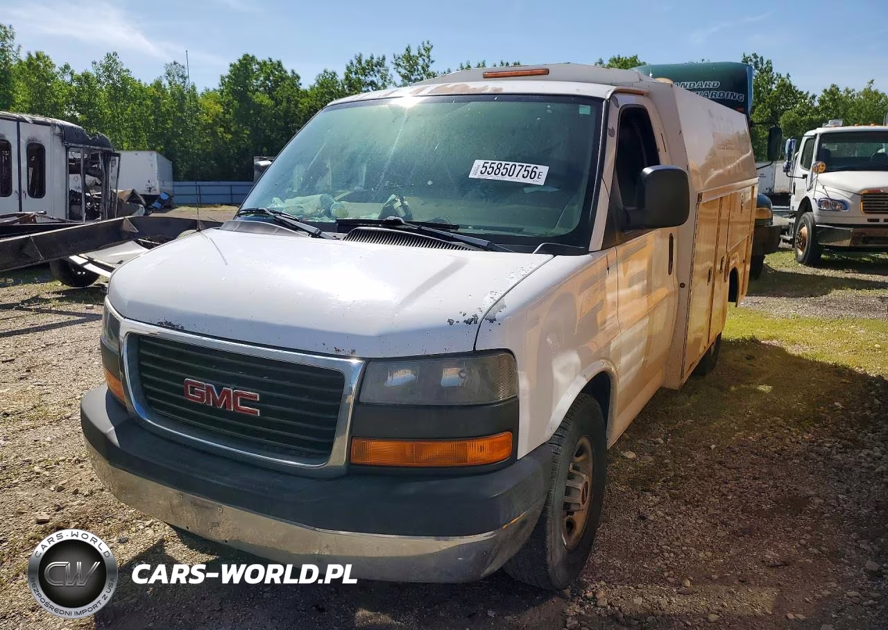 2007 GMC Savana Cutaway G3500