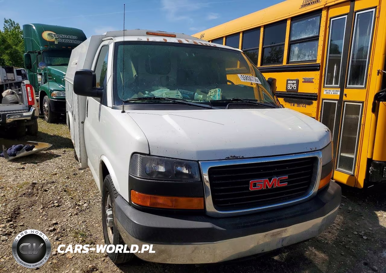 2007 GMC Savana Cutaway G3500 VIN:1GDHG31U271253922 - 4