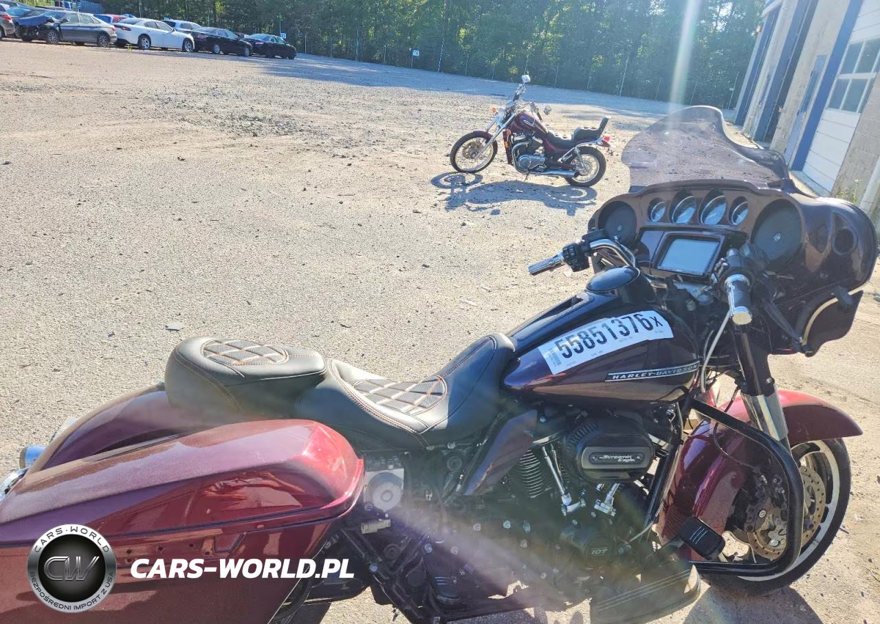 2018 Harley-Davidson Flhxs Street Glide Special VIN:1HD1KRC18JB606691 - 10