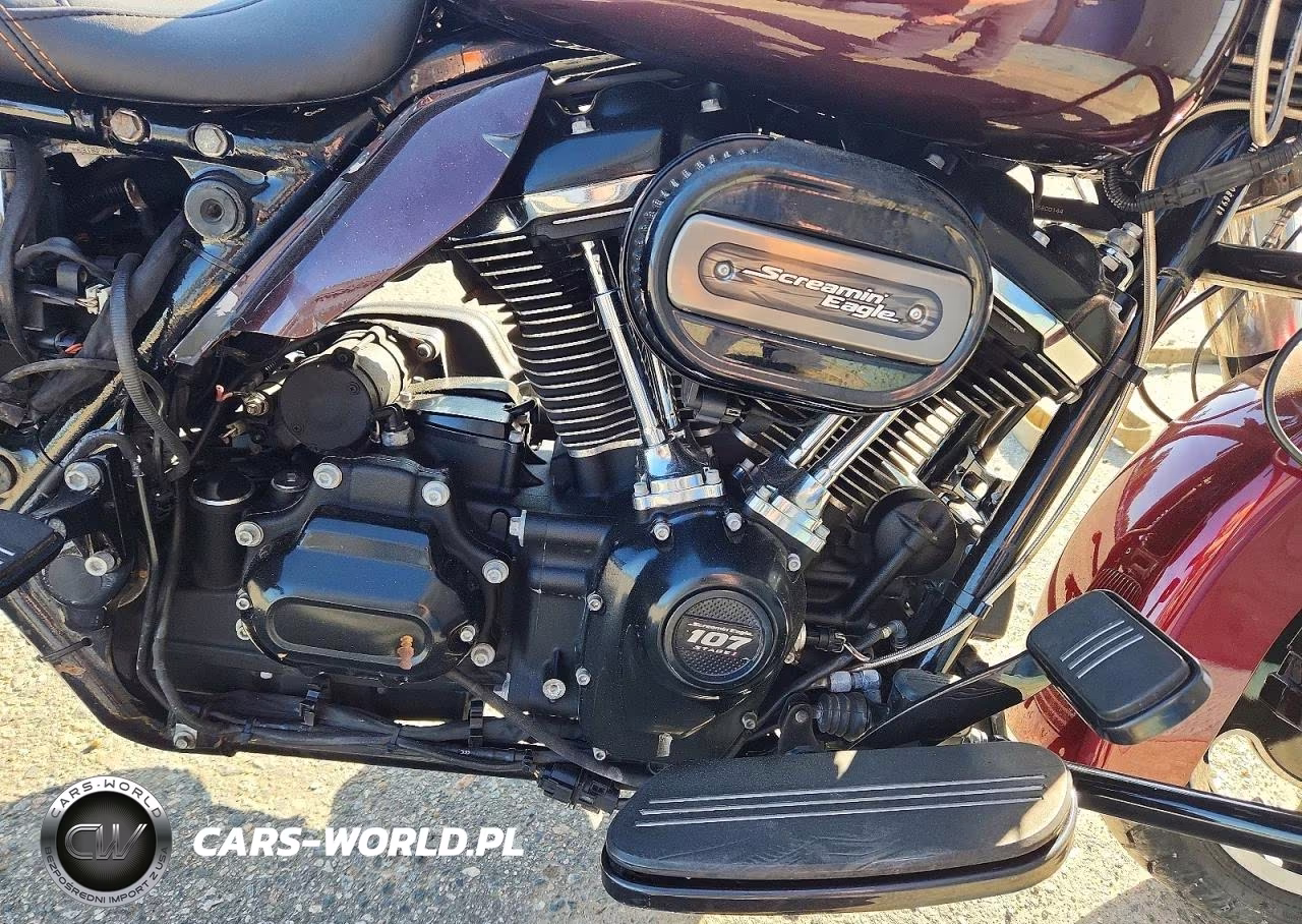 2018 Harley-Davidson Flhxs Street Glide Special VIN:1HD1KRC18JB606691 - 11