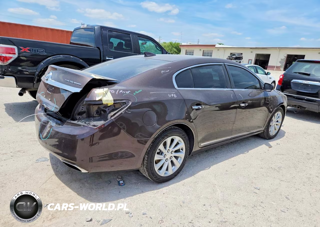 2015 Buick Lacrosse VIN:1G4GB5G31FF277831 - 3