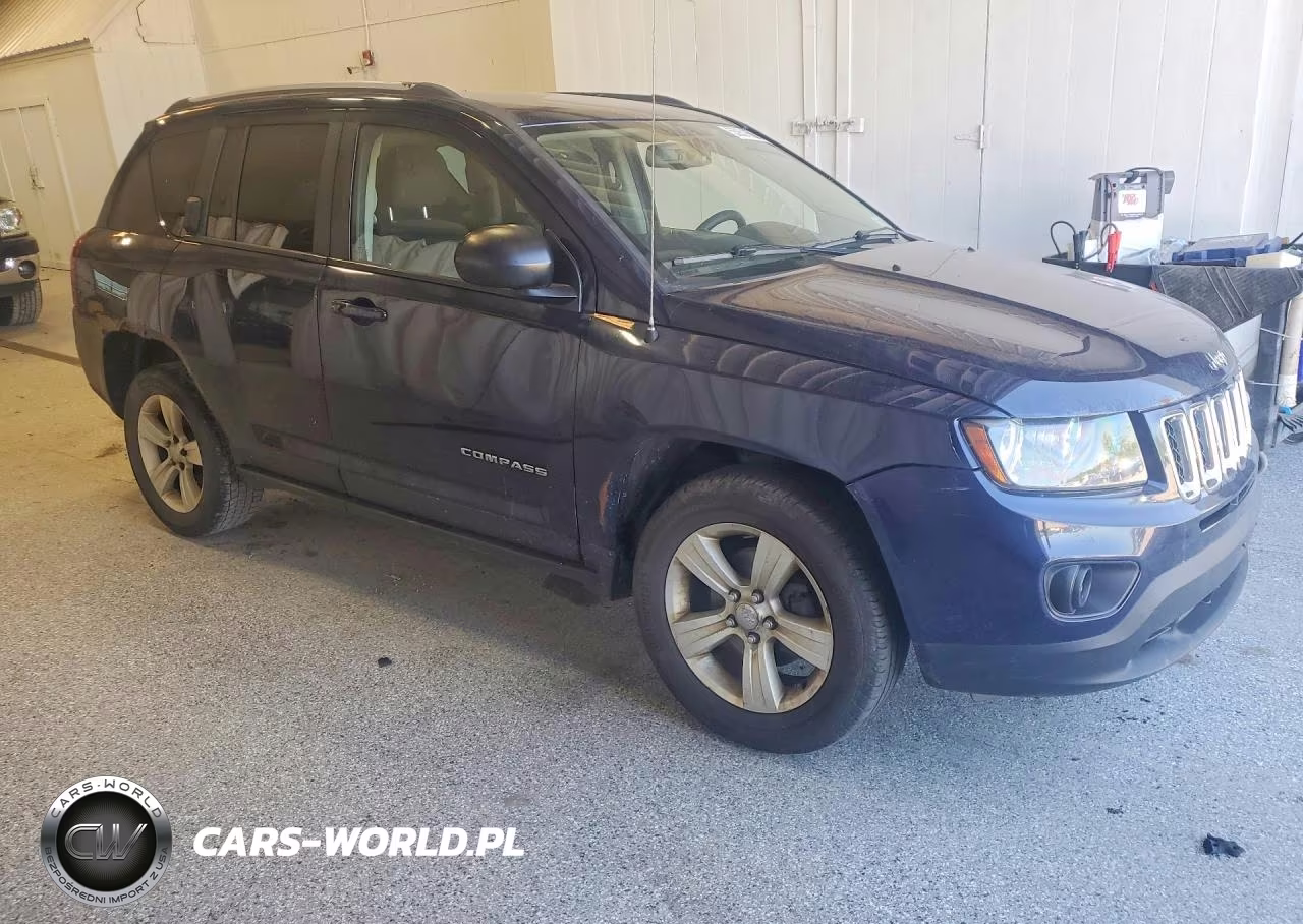 2017 Jeep Compass Sport VIN:1C4NJDBB4HD106853 - 4