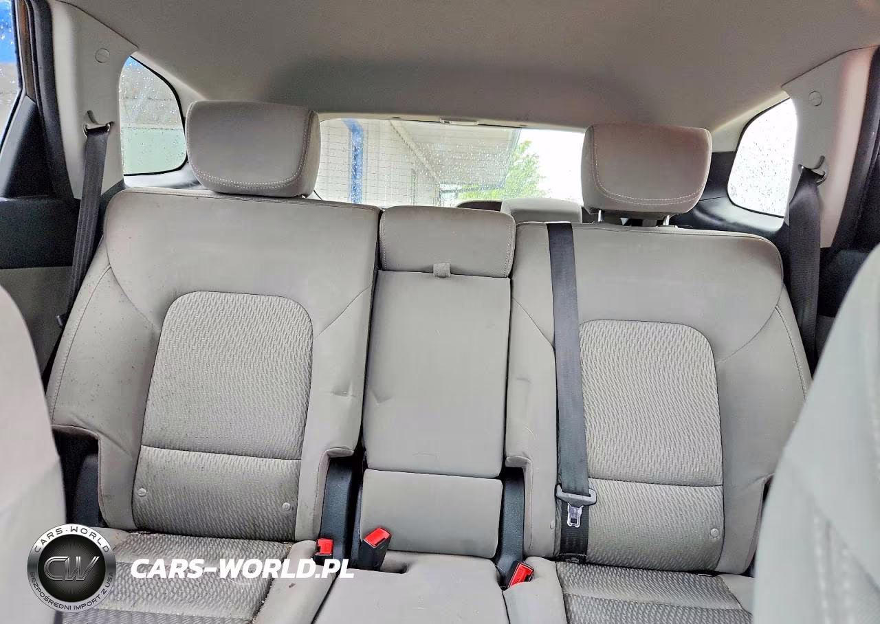 2017 Hyundai Santa Fe Se VIN:KM8SMDHFXHU176115 - 10