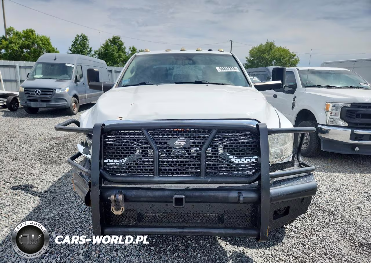 2017 Ram 3500 St VIN:3C63RRGL1HG723622 - 5