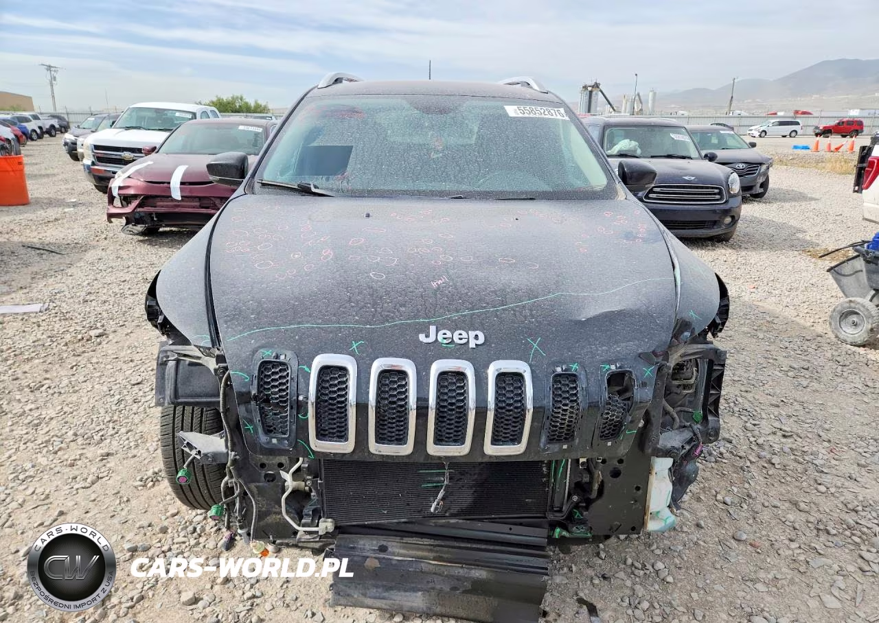 2016 Jeep Cherokee Limited VIN:1C4PJMDB0GW261604 - 5