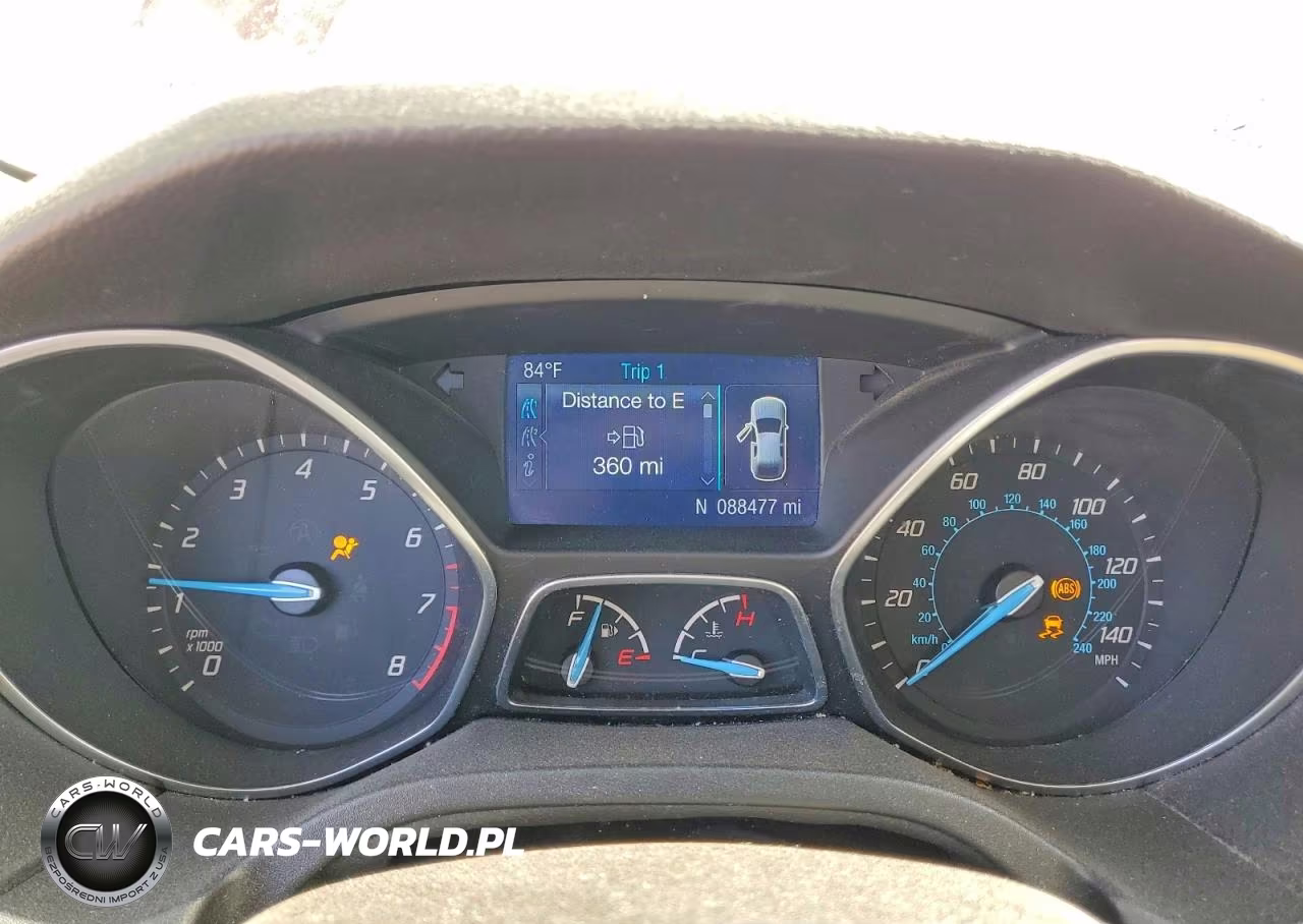2014 Ford Focus Se VIN:1FADP3F25EL417973 - 9