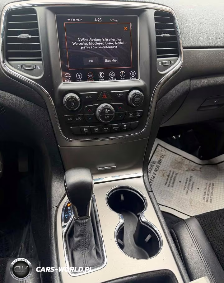 2018 Jeep Grand Cherokee Laredo VIN:1C4RJFAG4JC147876 - 6