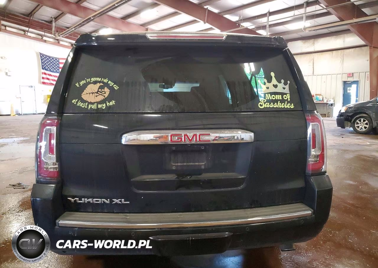 2017 GMC Yukon Xl Denali VIN:1GKS2HKJXHR163886 - 6