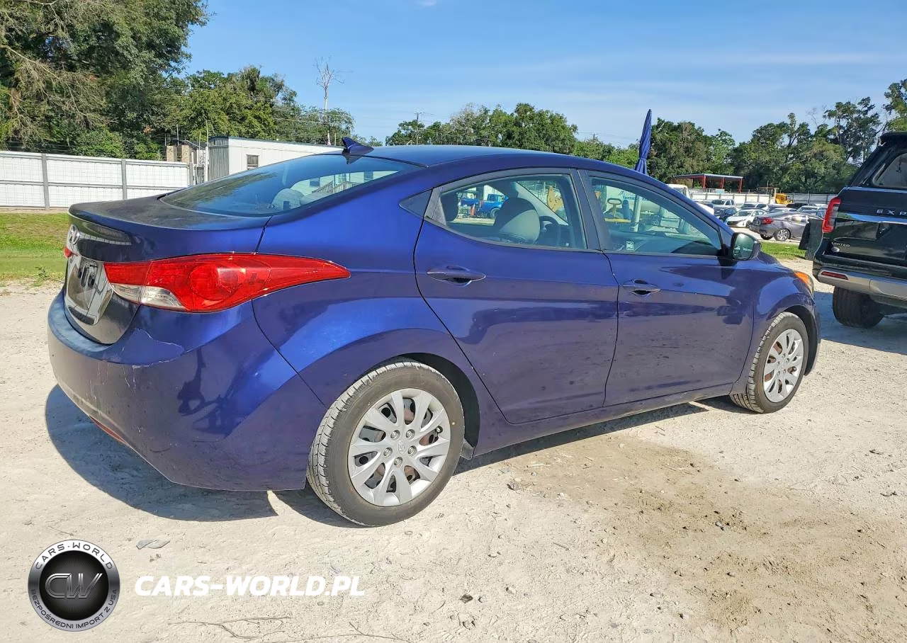 2012 Hyundai Elantra Gls VIN:5NPDH4AE8CH128733 - 3