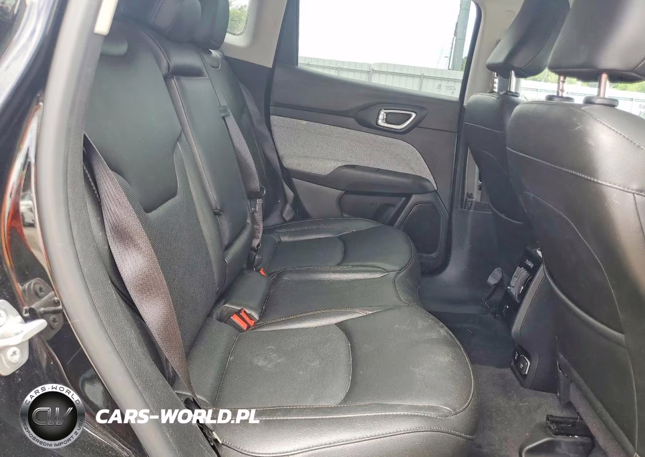 2022 Jeep Compass Latitude Lux VIN:3C4NJDFB3NT196870 - 11