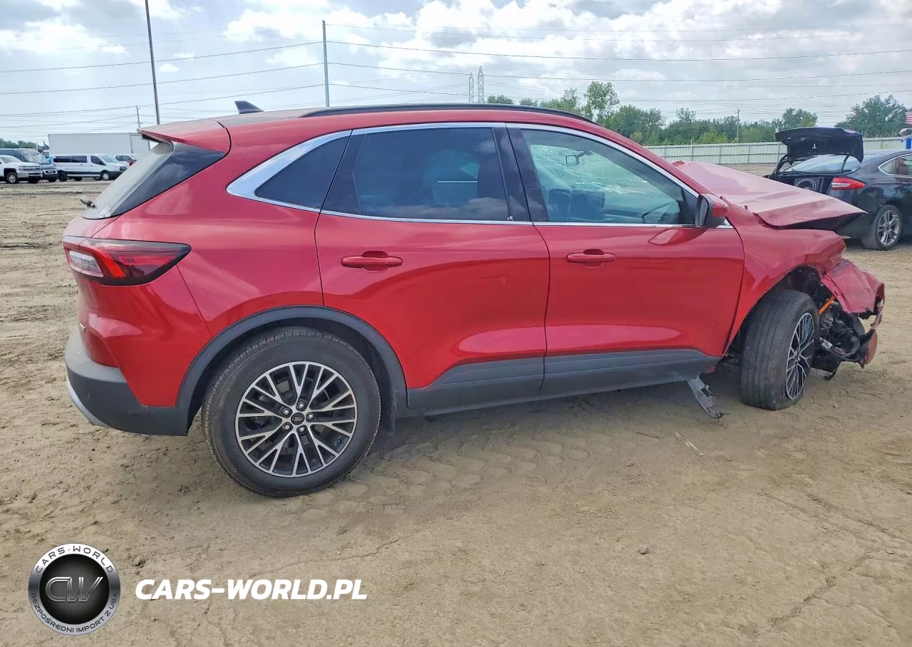 2025 Ford Escape VIN:1FMCU0E1XSUB64446 - 3