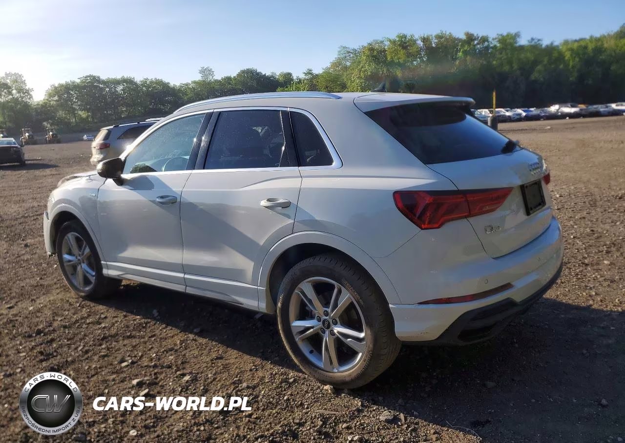 2023 Audi Q3 Premium S Line 45 VIN:WA1DECF31P1032167 - 2