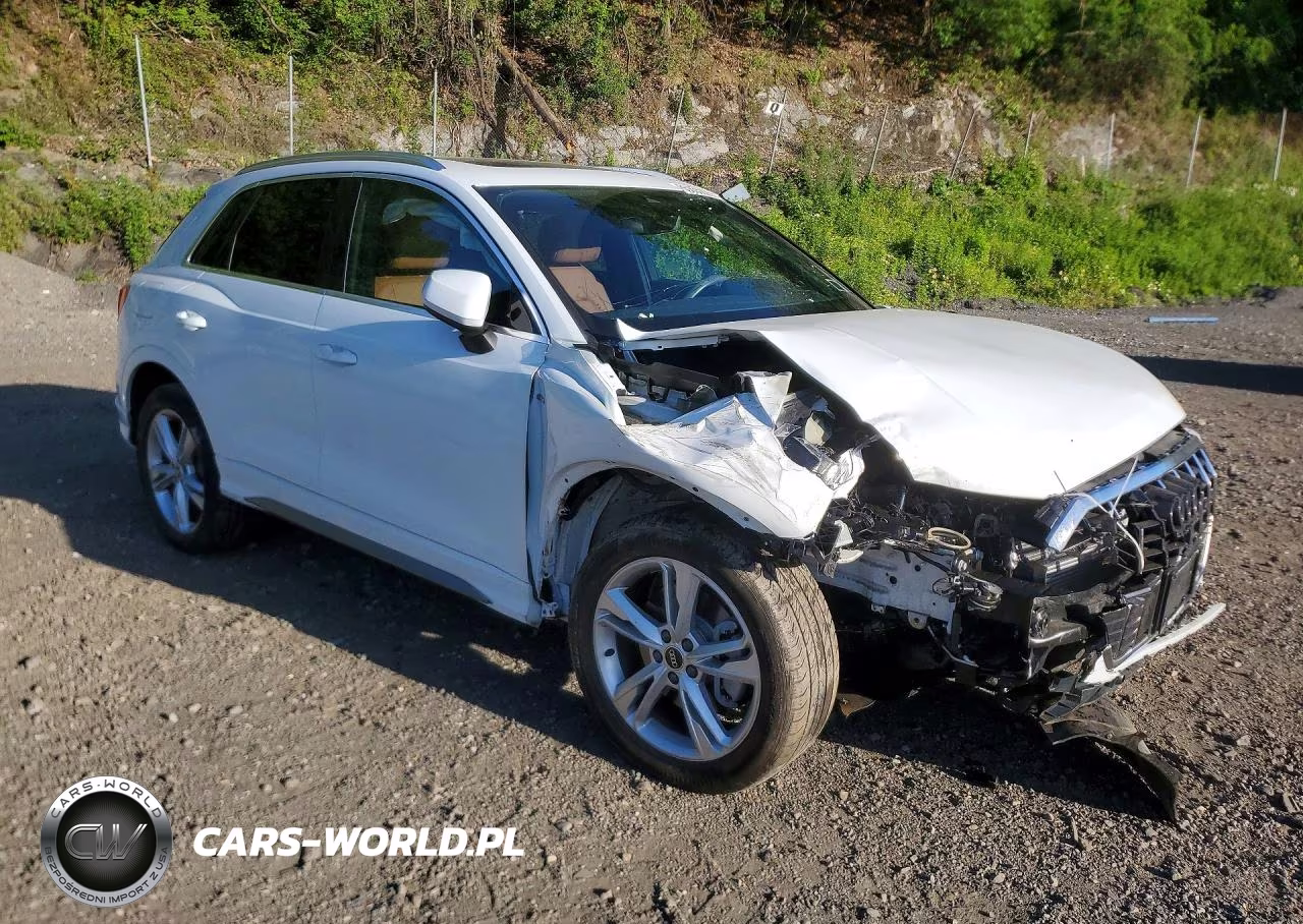 2023 Audi Q3 Premium S Line 45 VIN:WA1DECF31P1032167 - 4