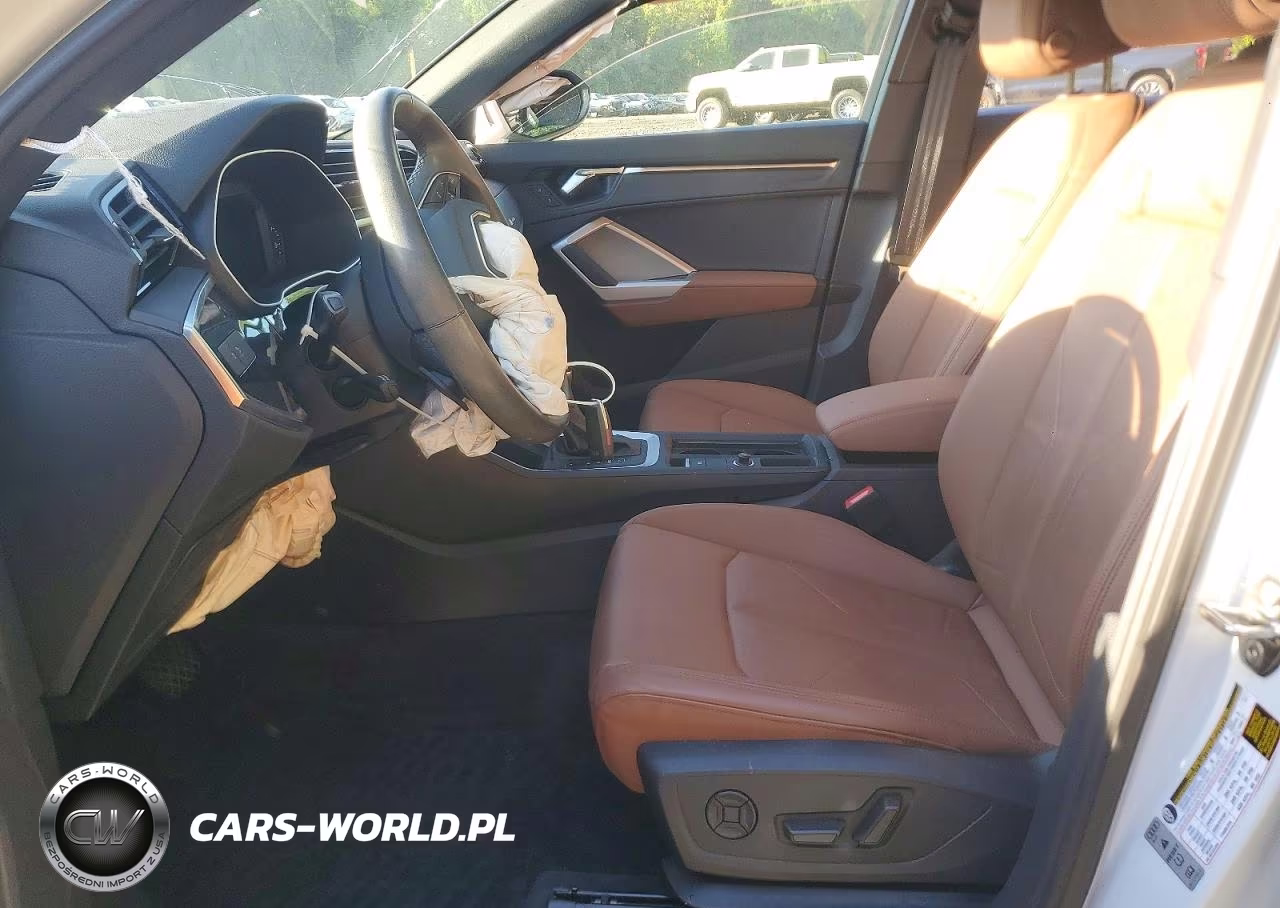 2023 Audi Q3 Premium S Line 45 VIN:WA1DECF31P1032167 - 7