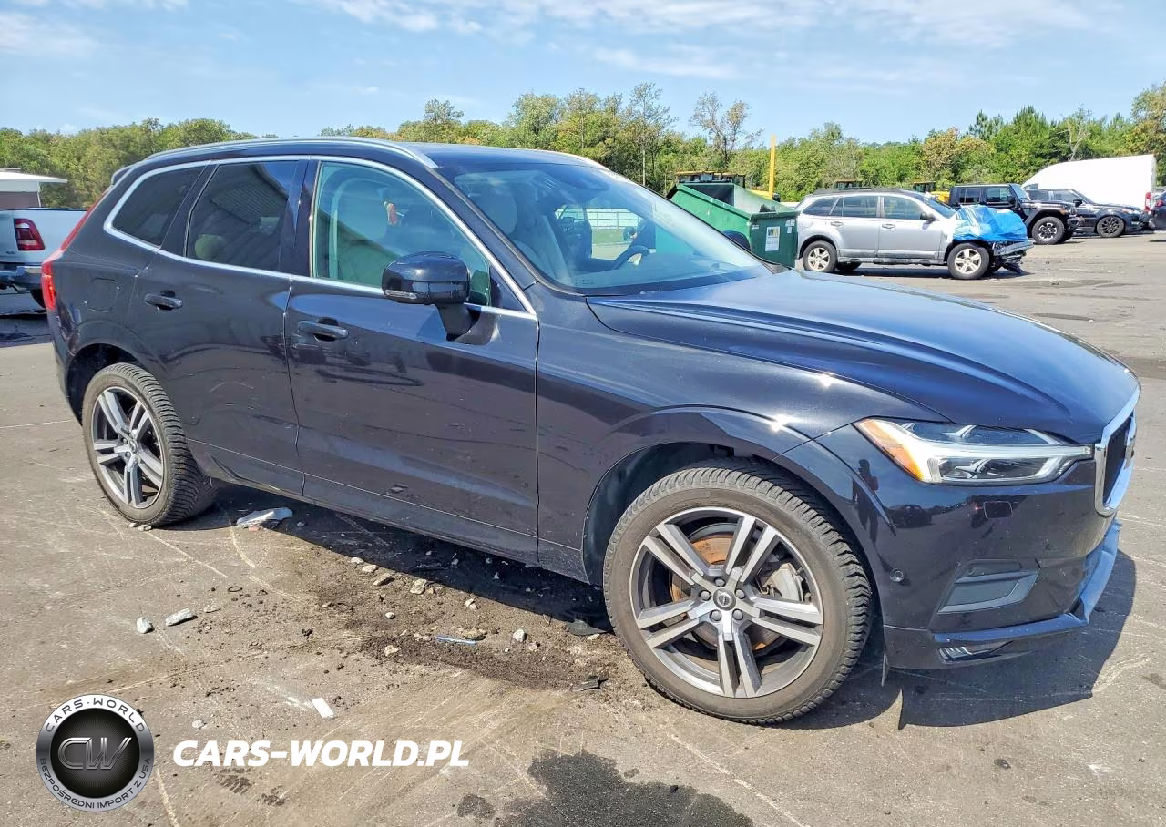 2018 Volvo Xc60 T6 Momentum VIN:YV4A22RK1J1027568 - 4