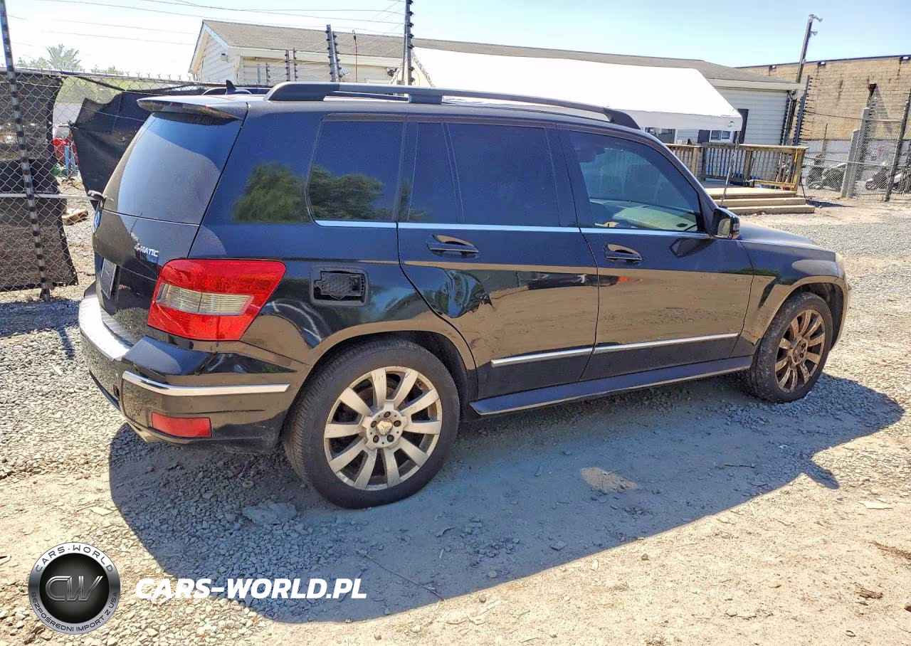 2010 Mercedes-Benz Glk 350 4Matic VIN:WDCGG8HB9AF404468 - 3