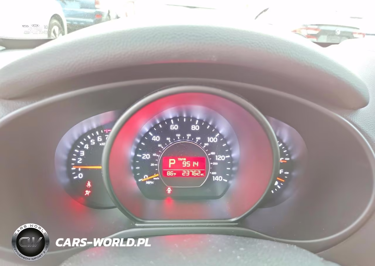 2016 Kia Soul Base VIN:KNDJN2A29G7361407 - 9