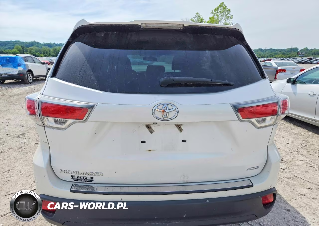 2016 Toyota Highlander Le VIN:5TDBKRFH3GS231423 - 6