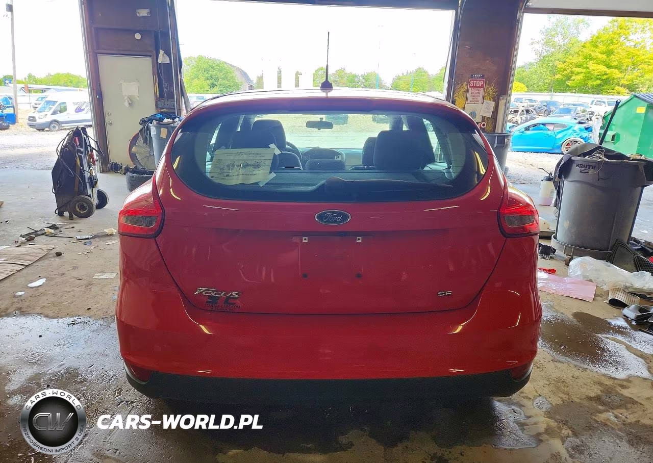 2017 Ford Focus Se VIN:1FADP3K20HL232708 - 6