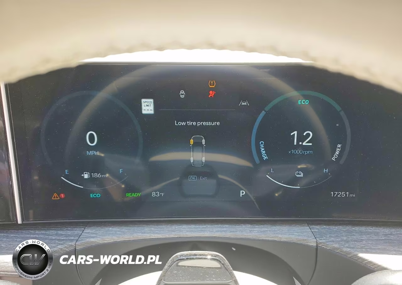 2025 Hyundai Santa Fe Limited VIN:5NMP3DG17SH056385 - 9