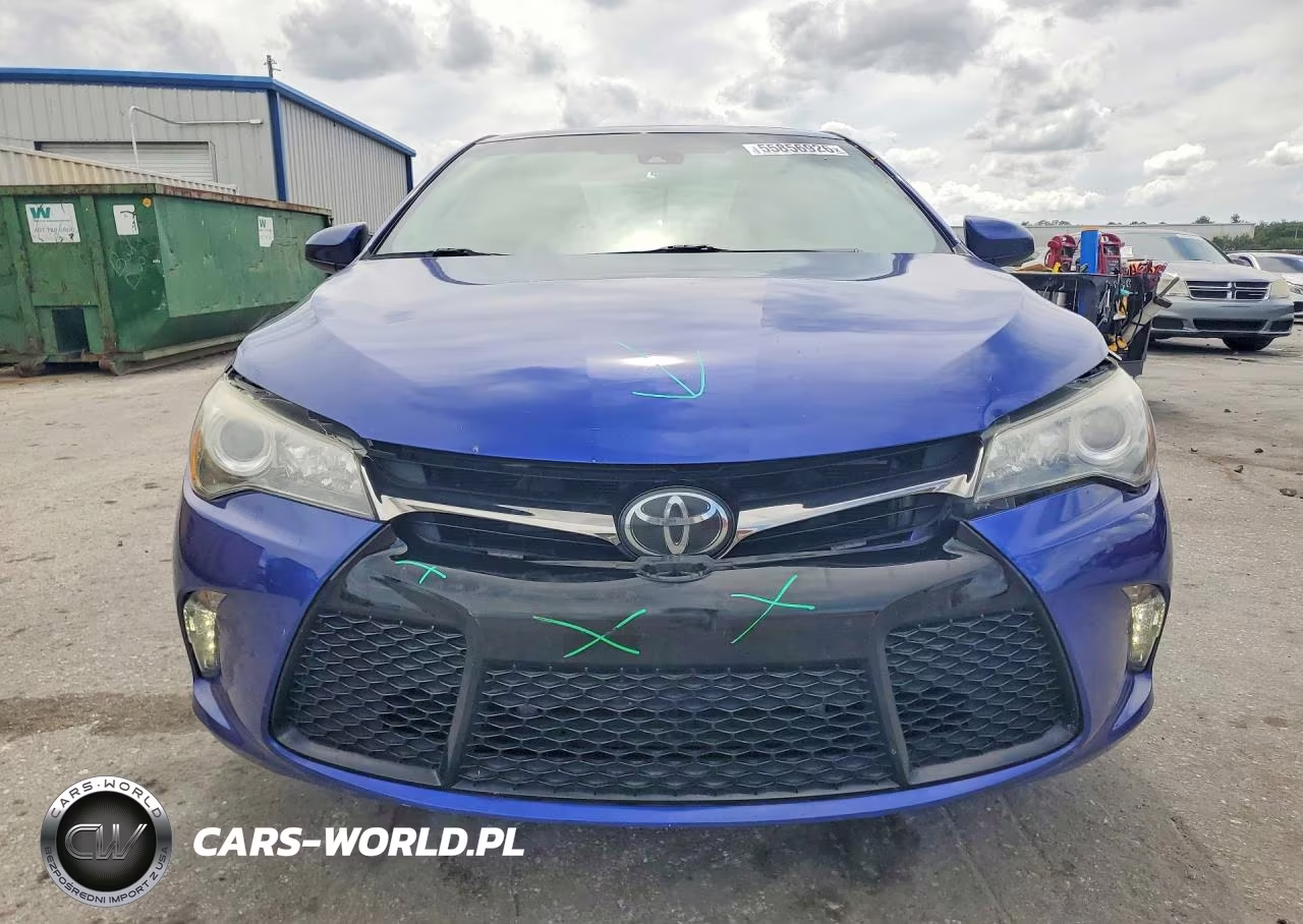2016 Toyota Camry Xse VIN:4T1BF1FK9GU592972 - 5