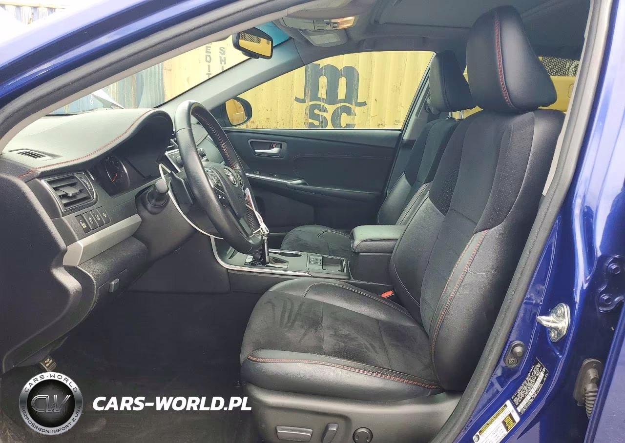 2016 Toyota Camry Xse VIN:4T1BF1FK9GU592972 - 7