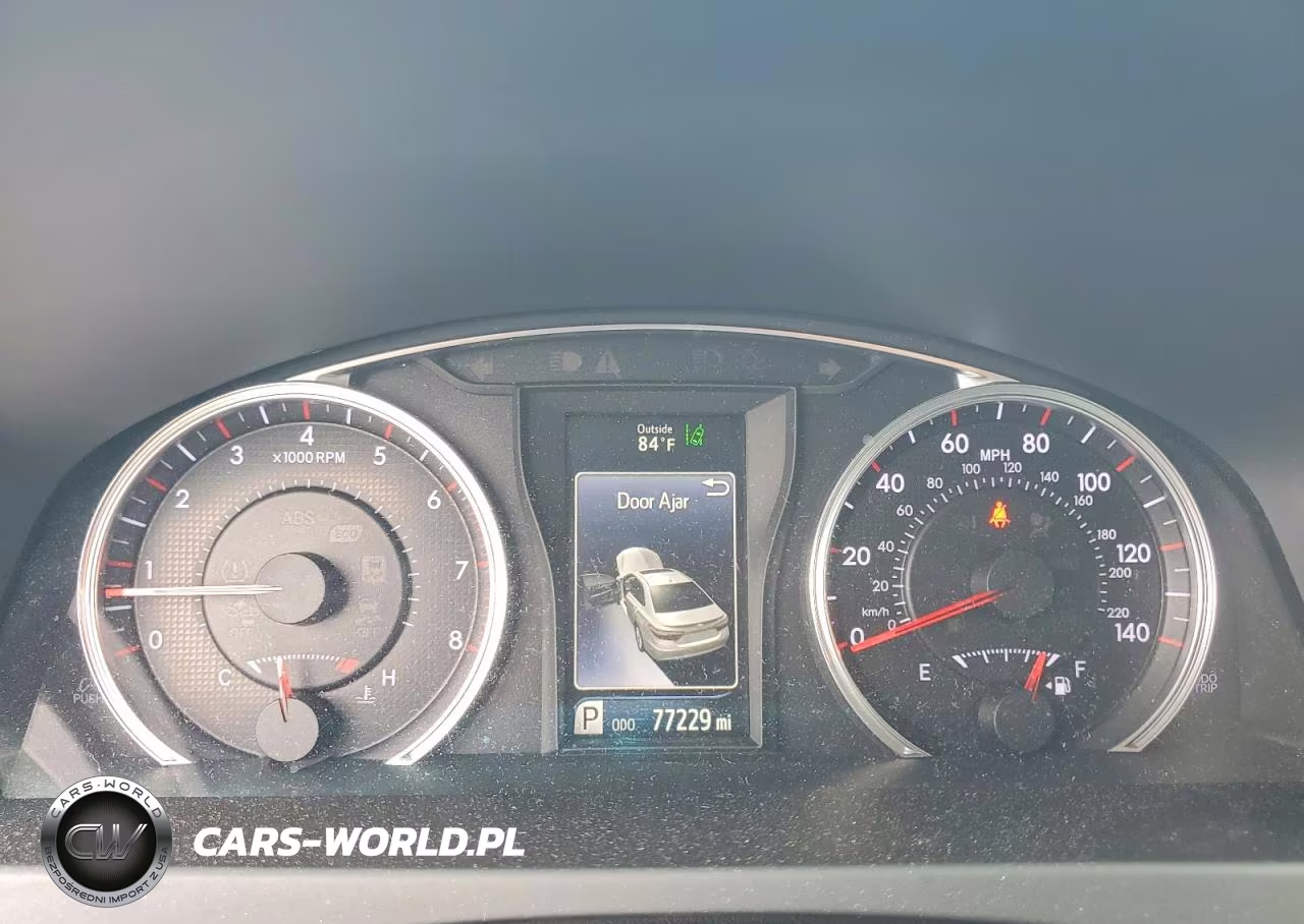 2016 Toyota Camry Xse VIN:4T1BF1FK9GU592972 - 9