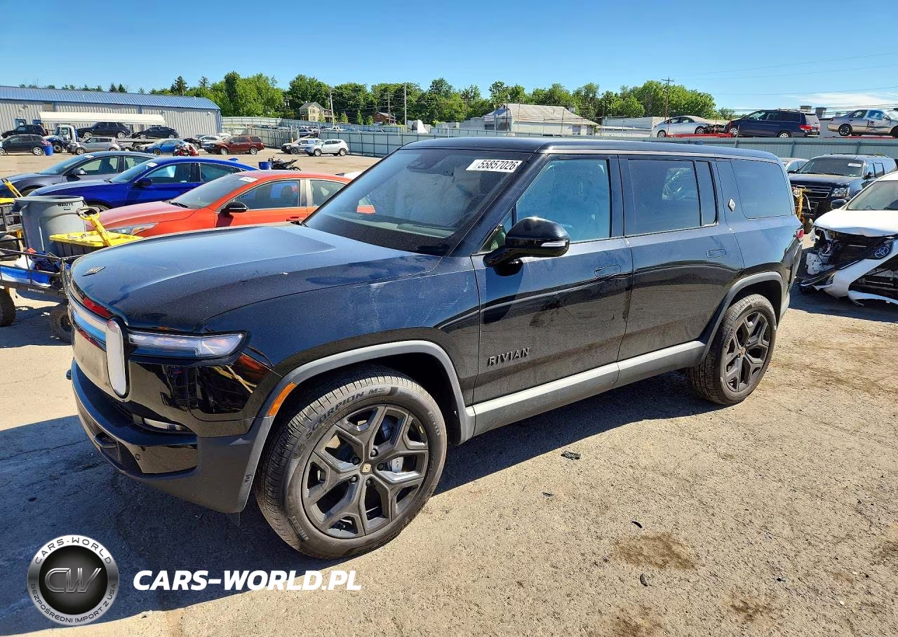 2025 Rivian R1S Adventure
