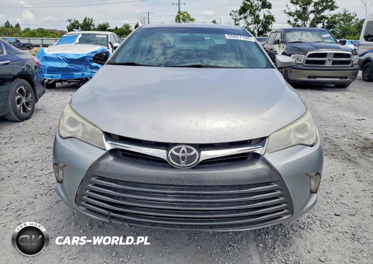 2016 Toyota Camry Le VIN:4T1BF1FKXGU536913 - 5