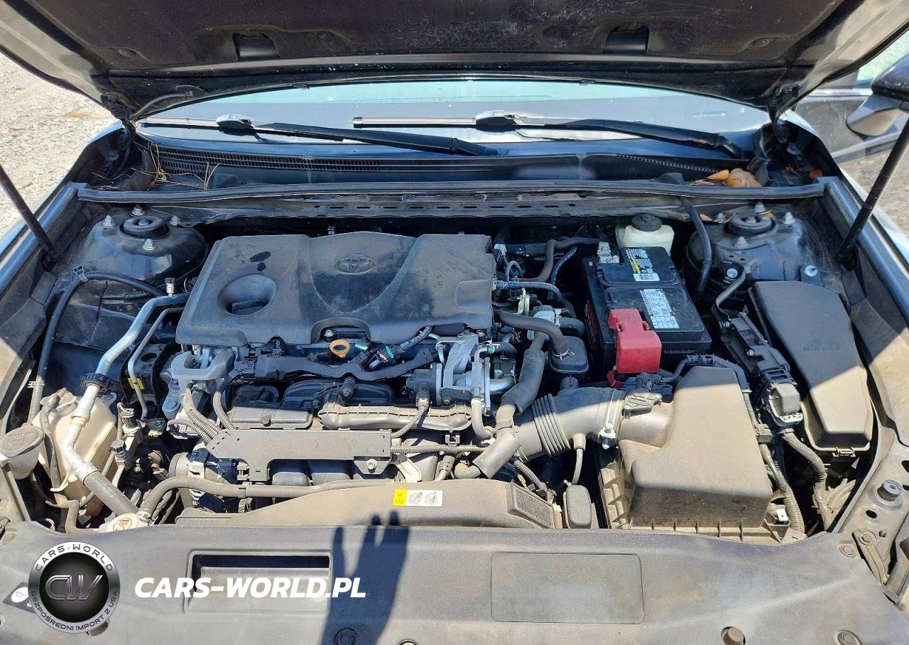 2018 Toyota Camry Le VIN:4T1B11HK3JU150417 - 11