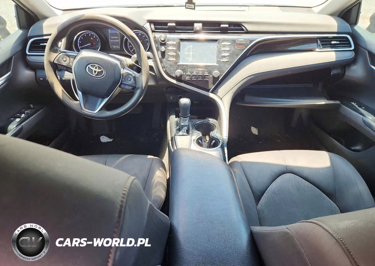 2018 Toyota Camry Le VIN:4T1B11HK3JU150417 - 8