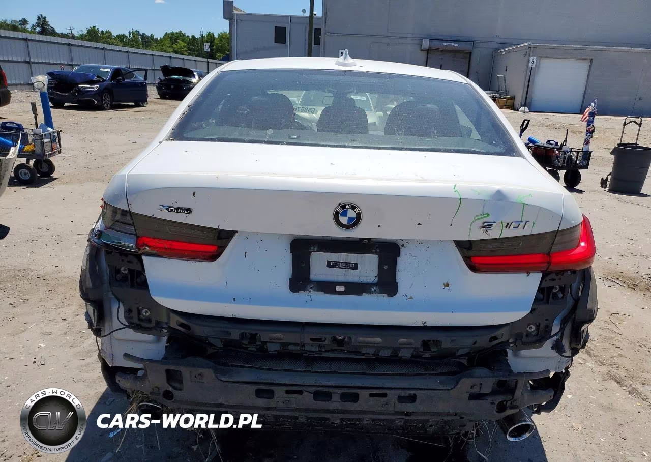 2019 BMW 330Xi VIN:WBA5R7C58KAJ83458 - 6