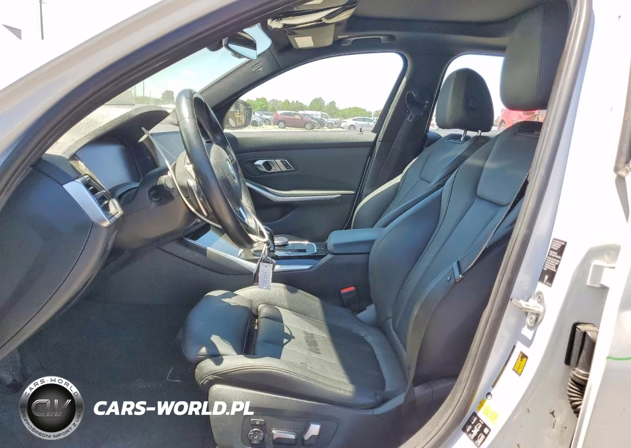 2019 BMW 330Xi VIN:WBA5R7C58KAJ83458 - 7