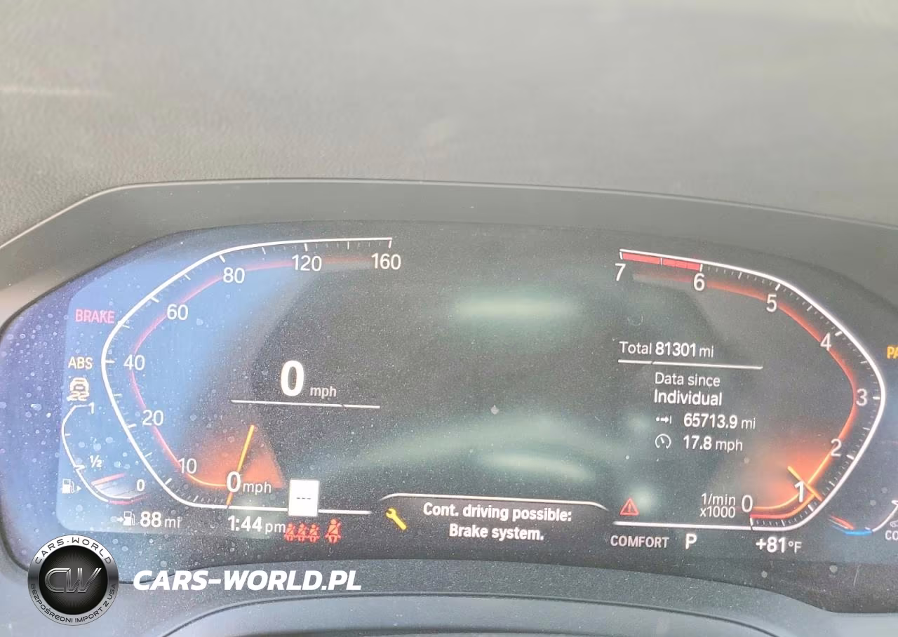 2019 BMW 330Xi VIN:WBA5R7C58KAJ83458 - 9