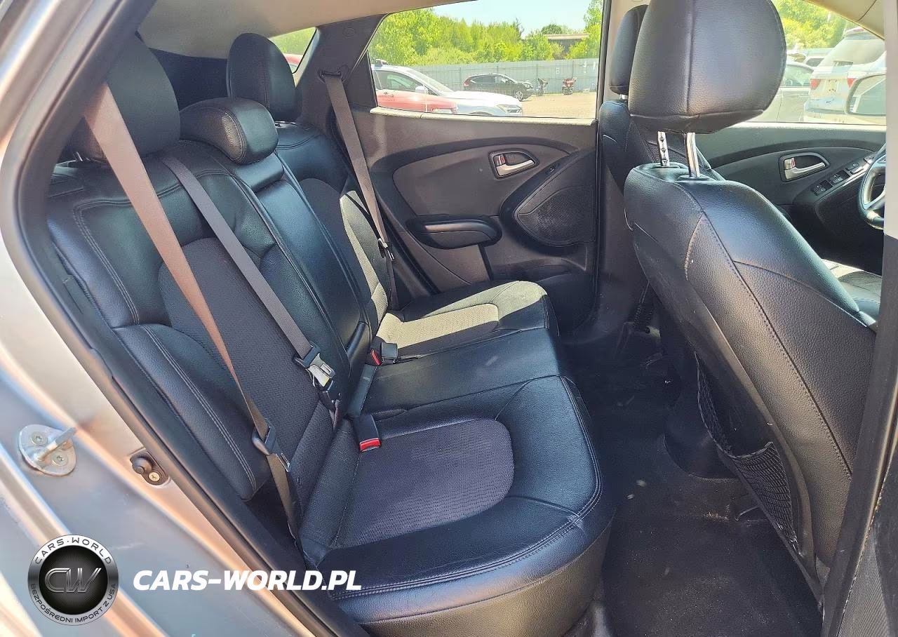 2012 Hyundai Tucson Gls VIN:KM8JUCAC8CU466741 - 11
