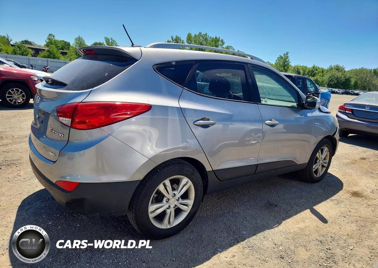 2012 Hyundai Tucson Gls VIN:KM8JUCAC8CU466741 - 3